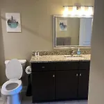 Spacious 2 Bed, 2 Bath Uptown Gem In The Heart Of The City-parking-wi-fi-balcony-walk To Boa Stadium *