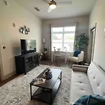 Apartment Spacious Luxury 2 Bedroom-2 Bath In Uptown With Balcony -80 Charlotte