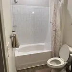 Apartment Spacious Luxury 2 Bedroom-2 Bath In Uptown With Balcony -80 *