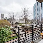 Free Parking I Uptown Luxury W Pool & Rooftop