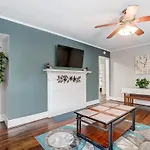 Only 5 Mins To Uptown Cozy Cottage In Enderly Park