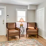 Stunning Retreat ~ 2 Mi To Center! Charlotte