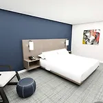 Express By Marriott South End Hotel