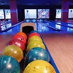 Apartment Dt Charm With Pool,gym,wine,wkspace, Free Parking