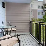 Dt Charm With Pool,gym,wine,wkspace, Free Parking Charlotte