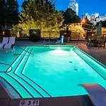 Dt Charm With Pool,gym,wine,wkspace, Free Parking * Charlotte