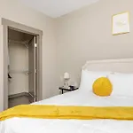 1br Uptown, Pool, Wine, Near Convention Center_311 Apartment *
