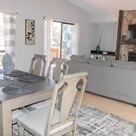Renovated 3Br Retreat With Large Patio & Grill