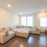 Townhouse . Rooftop . Cloud Couch . 85 Inch Tv . 2 Miles From Uptown Charlotte