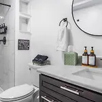 5bd Vibrant Haven: Basketball - 10mins To Airport *