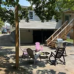Newly Renovated Cute 3 Bedroom 2 Bath Bungalow