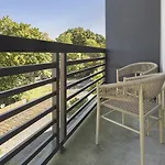 Landing - Modern Apartment With Amazing Amenities