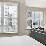 Apartment Landing - Modern With Amazing Amenities Charlotte
