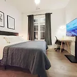 Apartment New Stylish Getaway- 5 Mil To Uptown/3 Smart Tvs! Charlotte
