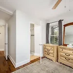 Holiday home Walking Distance To Restaurants Bars And Breweries