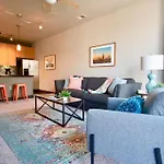 League Flats South End On South College Street Apartment Charlotte
