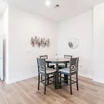 Charming Cozy With Wi-fi & Free Parking Apartment