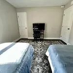 Gated 2br I 5 Min Uptown * Charlotte