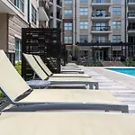 Apartment League Flats Uptown At West Trade Street Charlotte