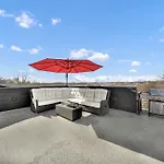 Holiday home 406 Katonah Amazing Location Rooftop Patio Views And A Gym Charlotte