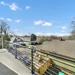 Holiday home 406 Katonah Amazing Location Rooftop Patio Views And A Gym *
