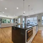 906 Westbrook B Views Rooftop Hot Tub And Short Walk To Stadium Holiday home Charlotte