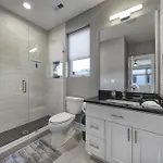 906 Westbrook B Views Rooftop Hot Tub And Short Walk To Stadium Holiday home *