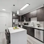 Apartment Premium And At Midtown 205 In *