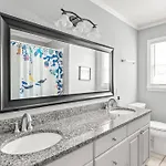 Charming, Cozy Close To Uptown, Airport & Whitewater Center Holiday home Charlotte