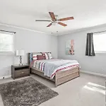 Charming, Cozy Close To Uptown, Airport & Whitewater Center Holiday home Charlotte