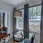 Apartment The Collection Clt: Lamar Avenue