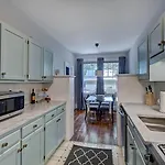 The Collection Clt: Lamar Avenue *