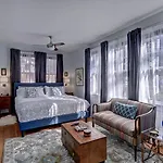 The Collection Clt: Lamar Avenue Apartment *