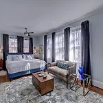 The Collection Clt: Lamar Avenue Apartment