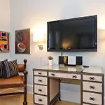 The Collection Clt: Kirkwood Avenue