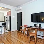 The Collection Clt: Kirkwood Avenue Apartment