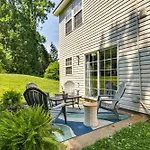 Holiday home About 9 Mi To Bank Of America Stadium! Charlotte