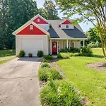 About 9 Mi To Bank Of America Stadium! Holiday home *