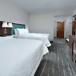 Hampton & North I 485 Hotel