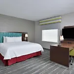 Hampton & North I 485 Hotel