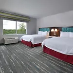 Hampton & North I 485 Hotel