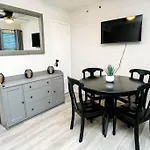 3 Bedroom Townhome Minutes To Uptown *