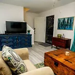 3 Bedroom Townhome Minutes To Uptown * Charlotte