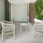 Apartment Landing Modern With Amazing Amenities *