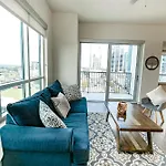 Apartment Uptown Fully Furnished 2br Apts *