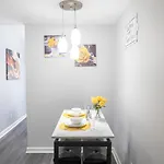 Cozy Home, 10 Minutes Away From Downtown Villa *