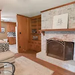 Cozy 2br 2ba 5 Min To 20 Min To Downtown Clt Holiday home Charlotte