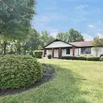 Cozy 2br 2ba 5 Min To 20 Min To Downtown Clt Holiday home Charlotte