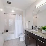 The Ascher In Apartment *
