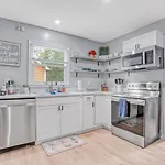 Holiday home Stylish Home Near Uptown, Unc, Noda, Plaza-Shamrock Charlotte